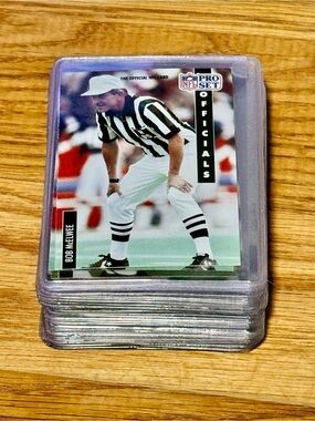Lot of 50 1991 Pro Set NFL And world League Cards​